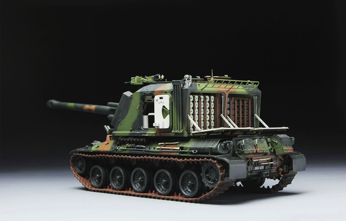 Meng 1/35 FRENCH AUF1 155mm SELF-PROPELLED HOWITZER Plastic Model Kit TS-004